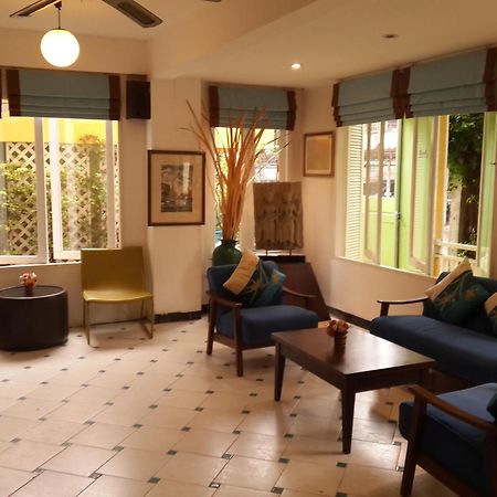 Sawasdee Sukhumvit Inn Bangkok Bagian luar foto