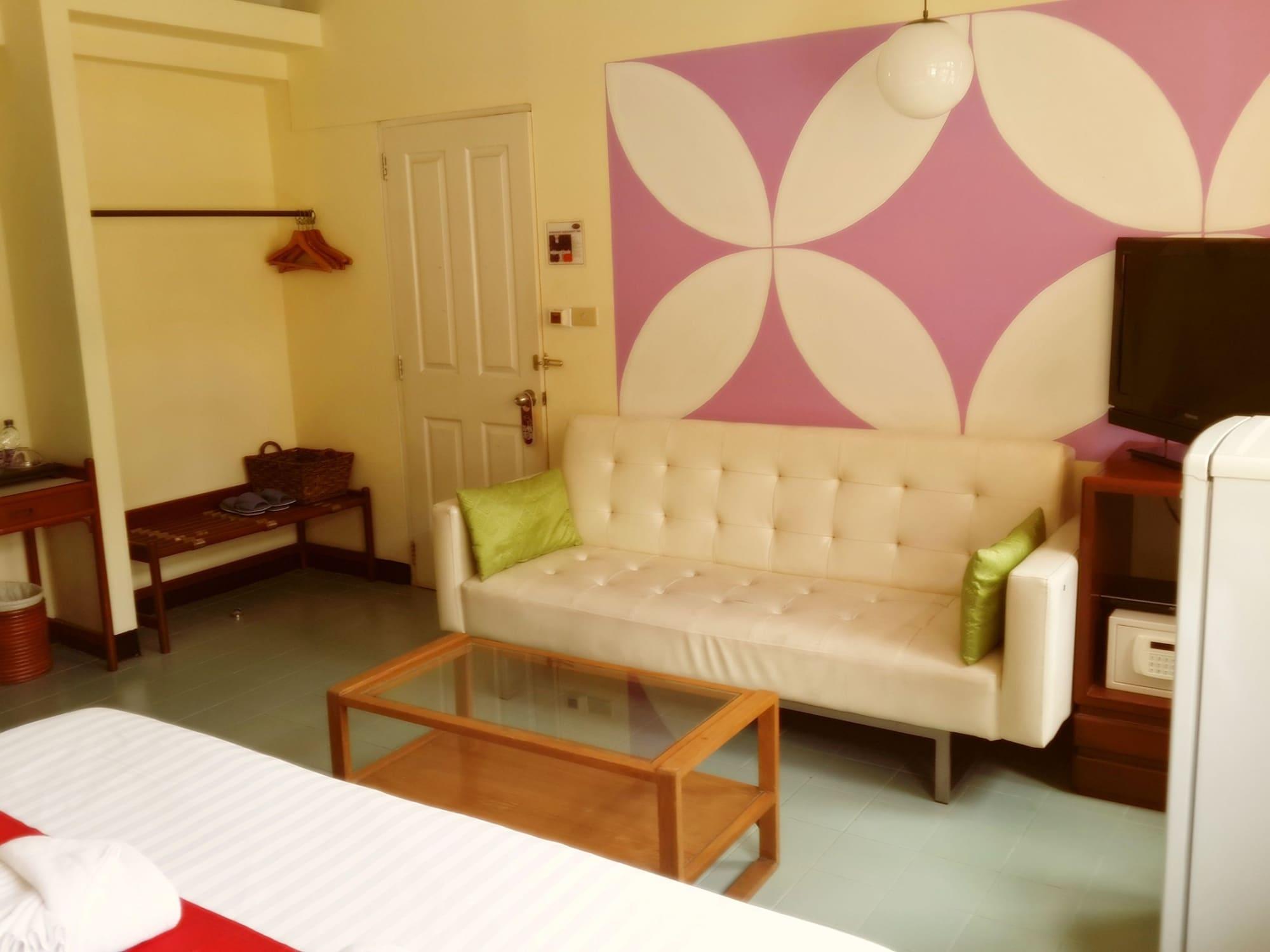 Sawasdee Sukhumvit Inn Bangkok Bagian luar foto