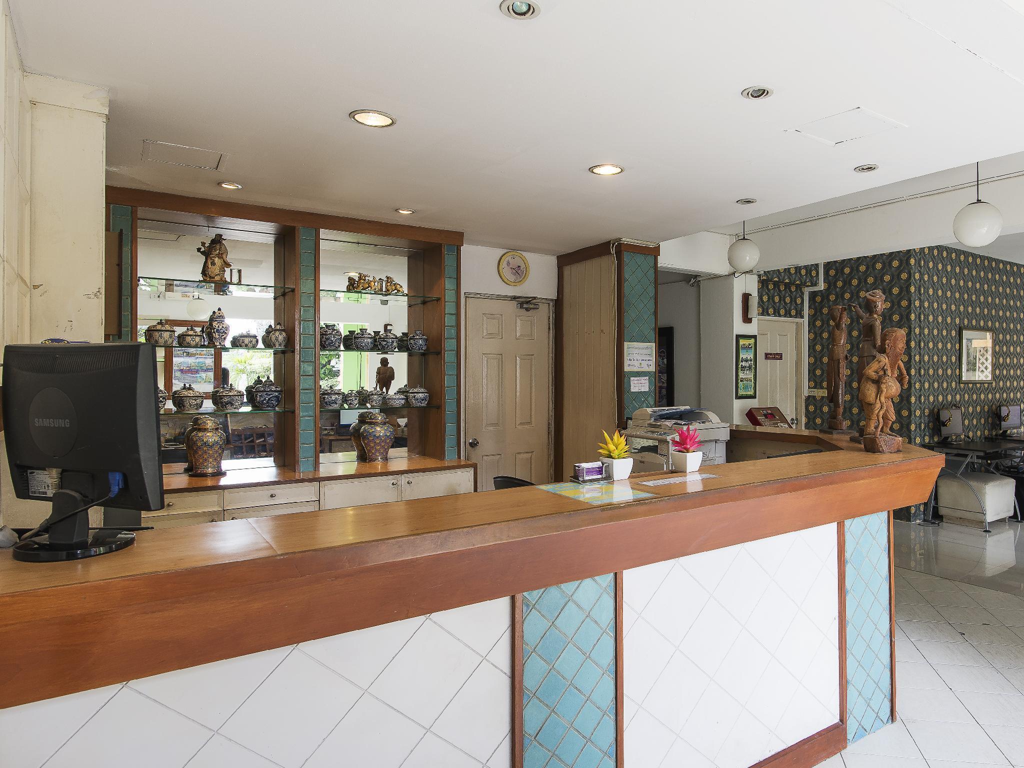 Sawasdee Sukhumvit Inn Bangkok Bagian luar foto