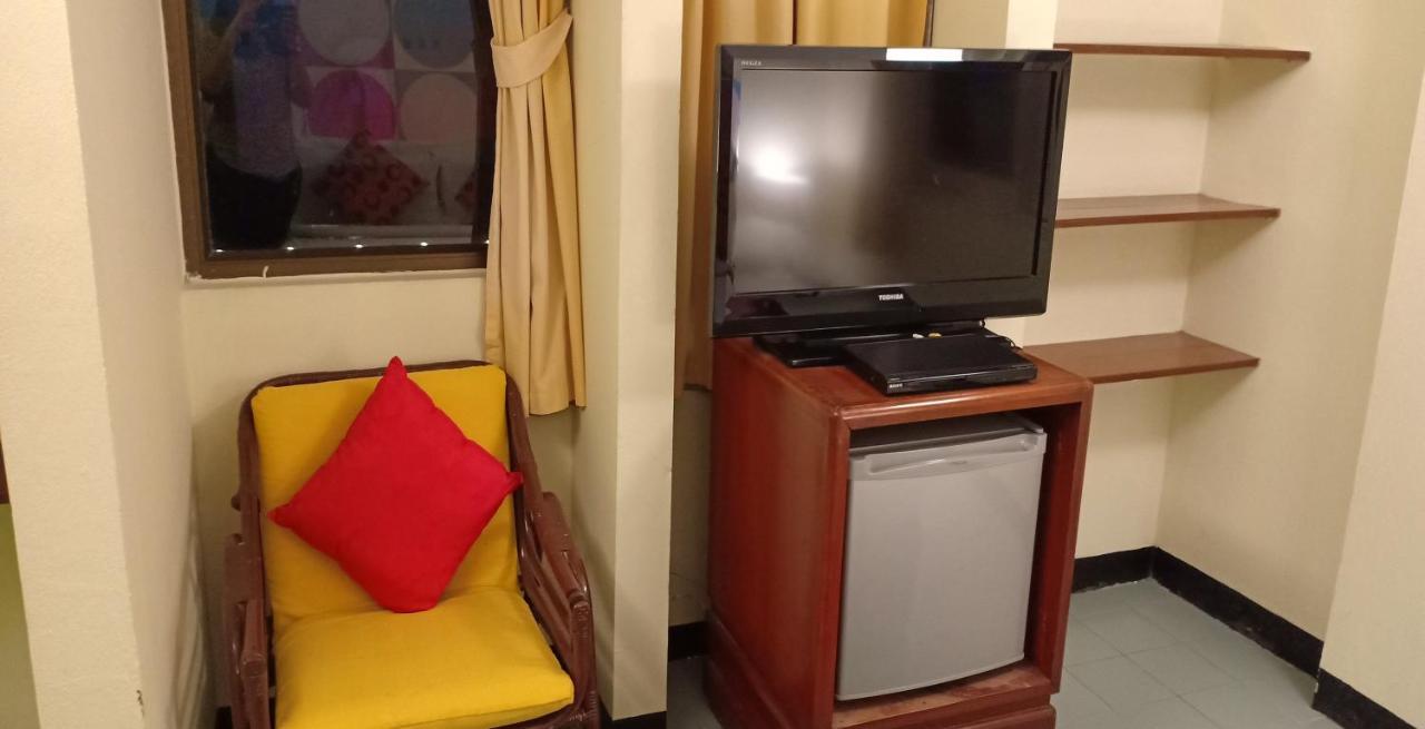 Sawasdee Sukhumvit Inn Bangkok Bagian luar foto